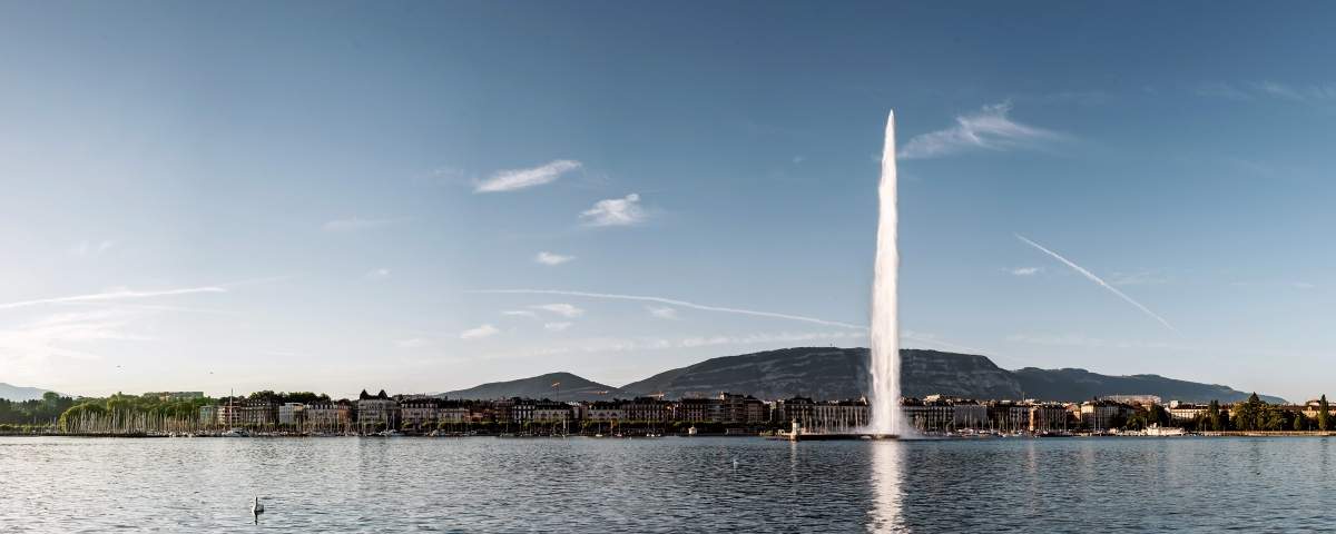 Der Springbrunnen Jet d'Eau in Genf