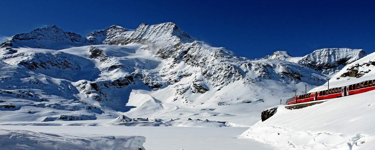 Bernina Express Lago Bianco Winter