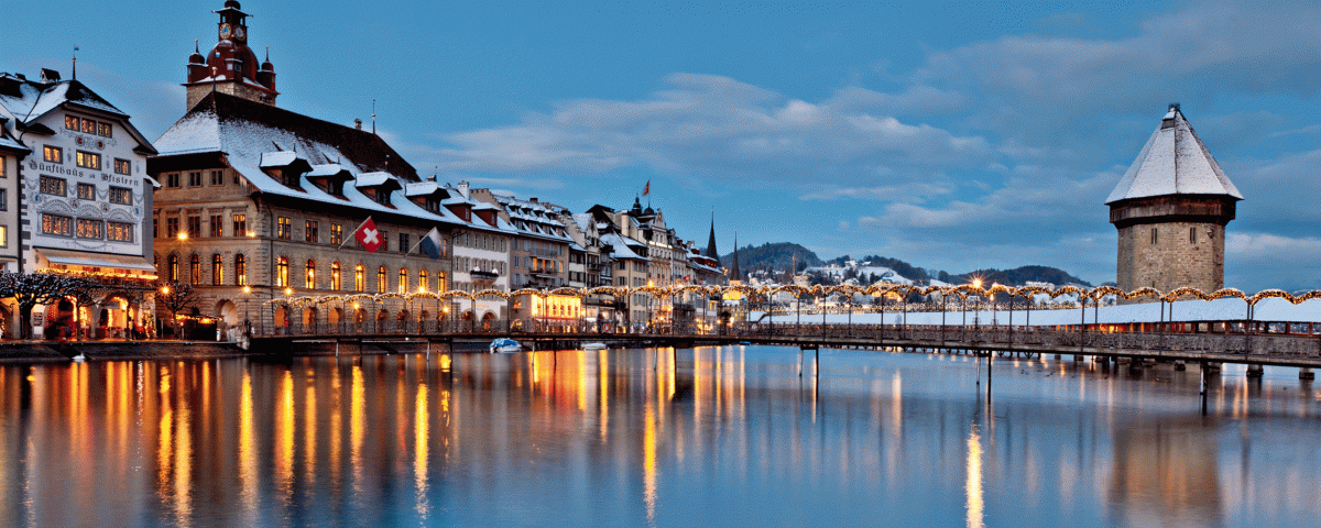 Kapellbrücke in Luzern im Winter