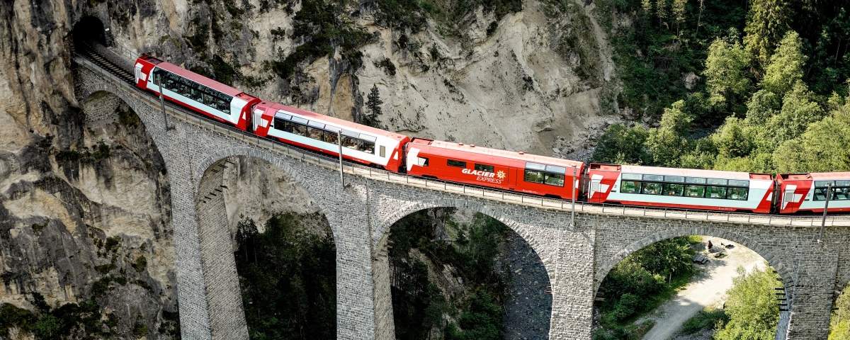 Glacier Express train on the Landwasser viaduct