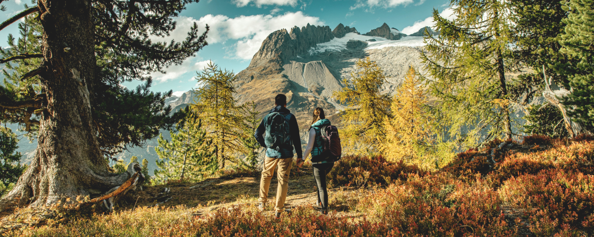 Riederalp Sparrhorn Hiking Couple Autumn