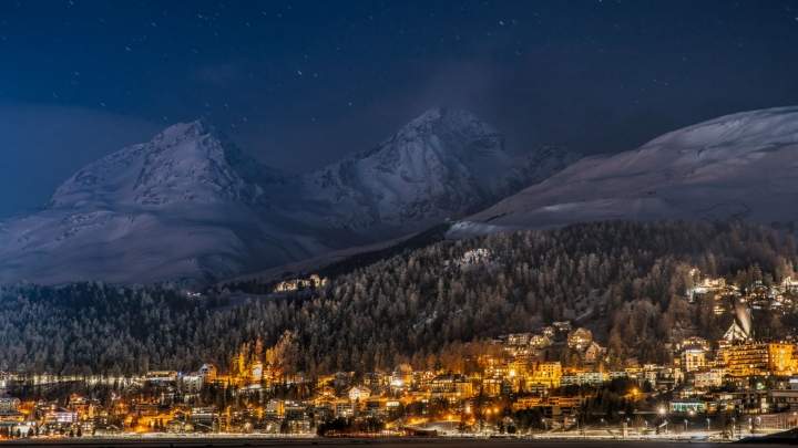 St.Moritz Flex-Ski Slider3 Village