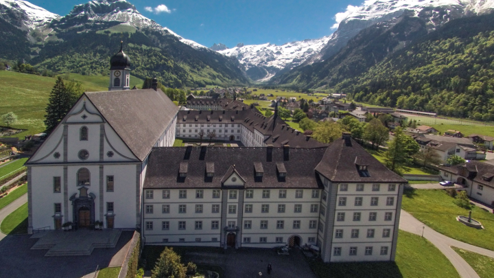 Engelberg Monastery 2280x1284