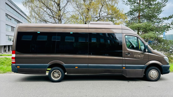 Mercedes Sprinter exterior