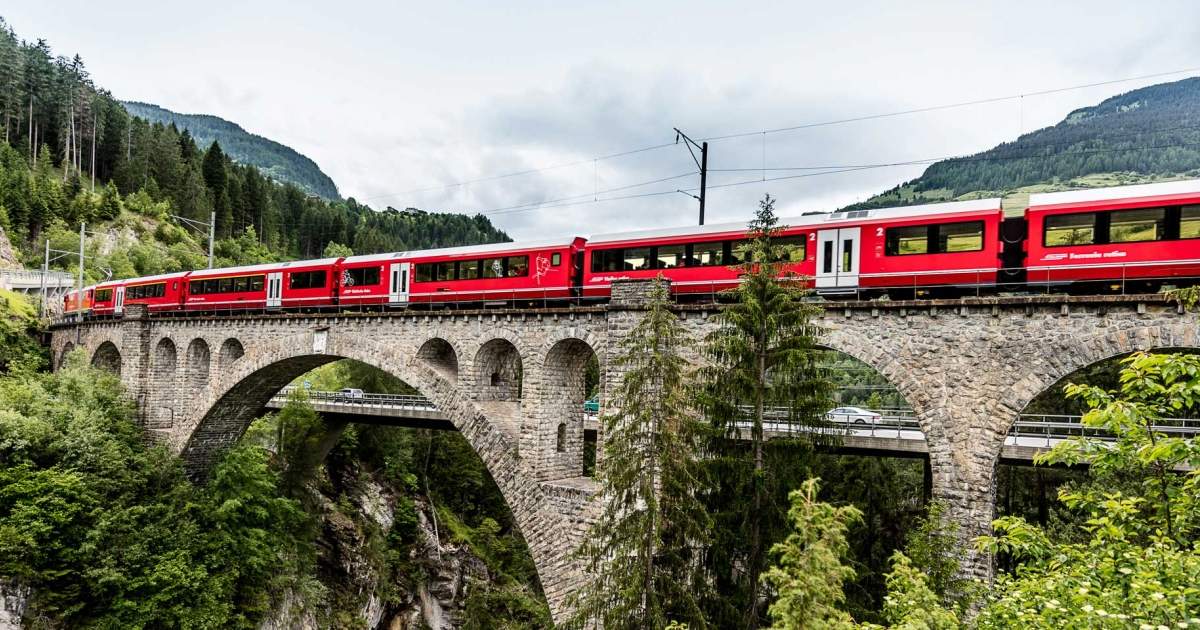 Grand Train Tour of Switzerland - The classic with Jungfraujoch ...