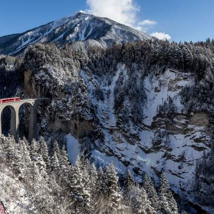 glacier express winter landwasserviadukt