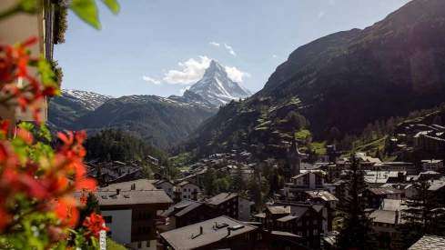 Auf der Grand Train Tour of Switzerland nach Zermatt im Sommer