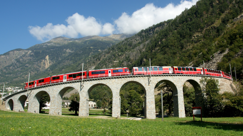 Bernina Express_Circular Viaduct