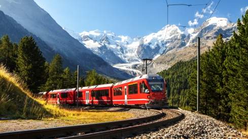 Bernina Express in front of the Morteratsch Glacier